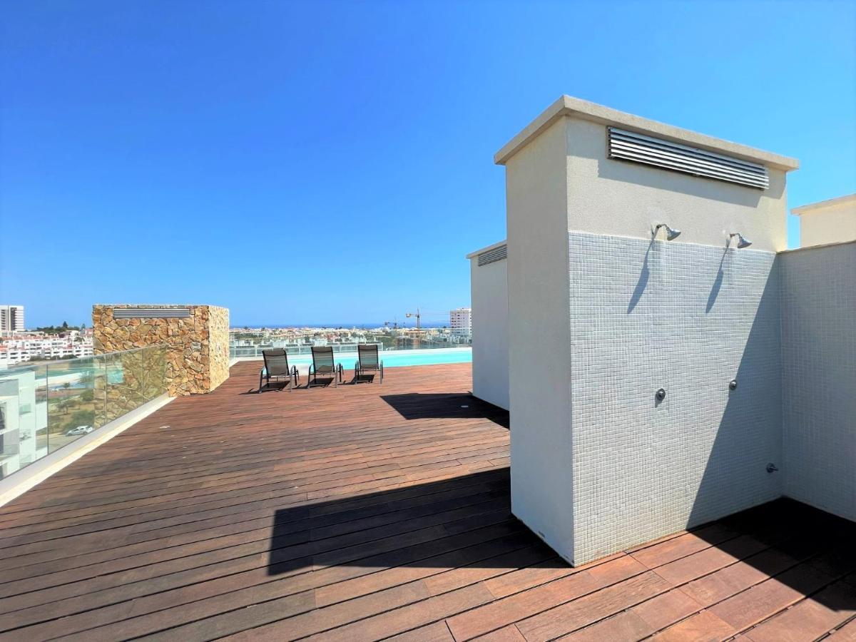 Panoramic View 2 With Pool By Homing Apartment *