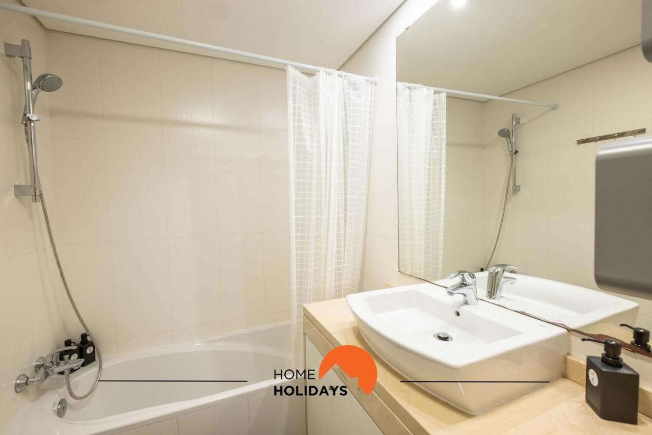 #021 Oldtown, Sea View, Pool, Private Park * Albufeira