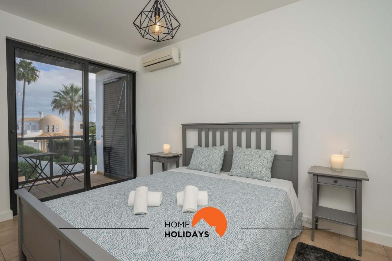 #111 Ocean View By Holidays Holiday home