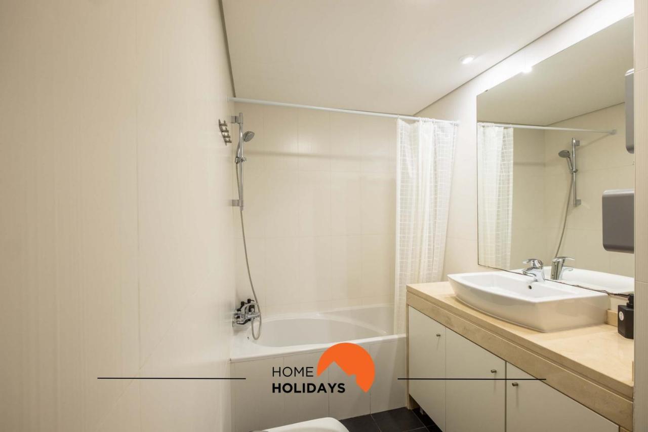 #021 Oldtown, Sea View, Pool, Private Park Apartment