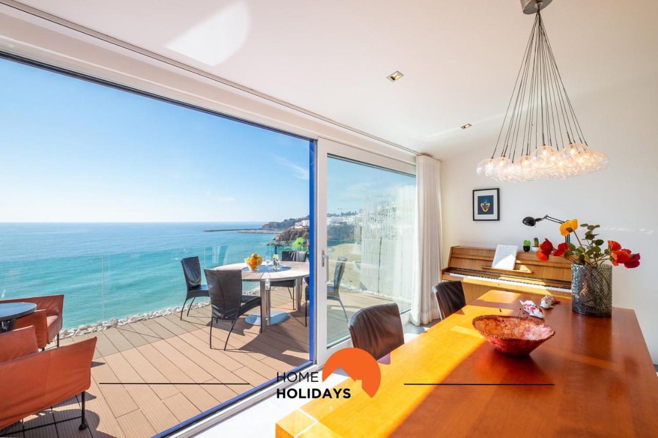 #041 Future House By Holidays Villa *
