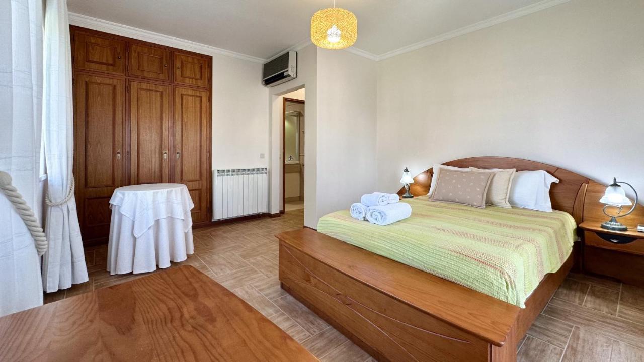 Villa Vivenda Catavento V5 Piscina E 100mt Da Gale