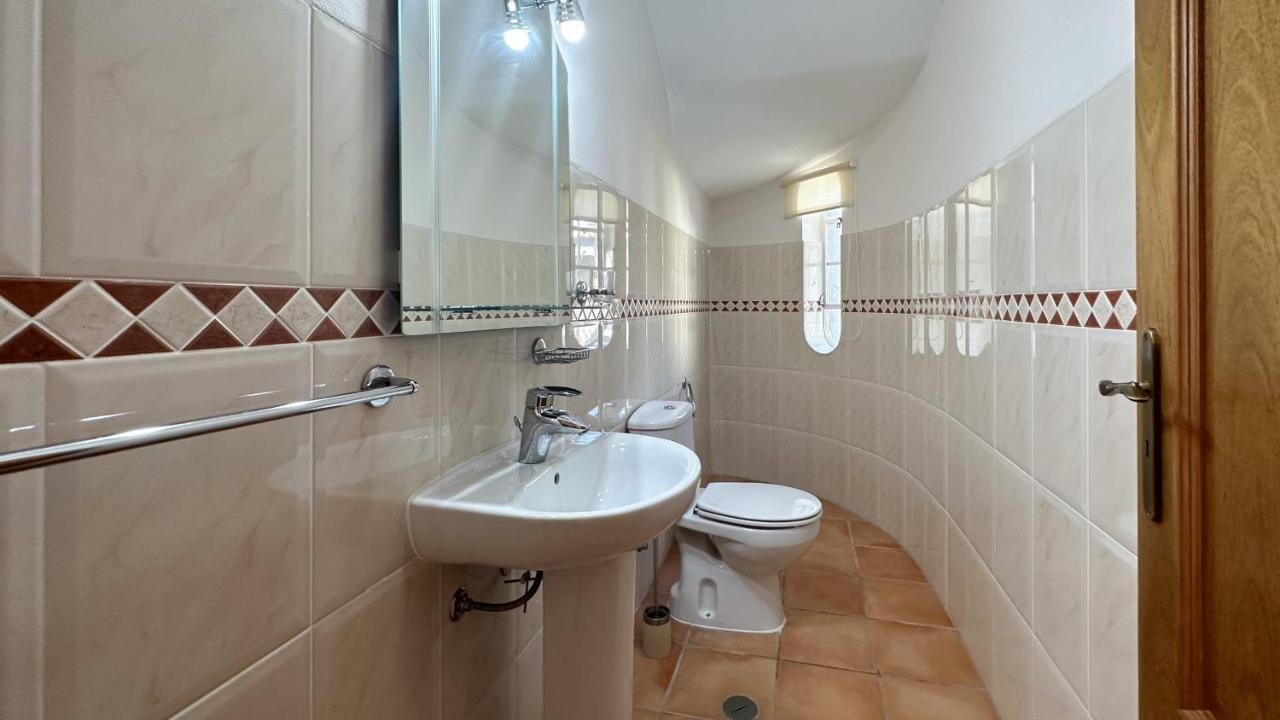 Vivenda Catavento V5 Piscina E 100mt Da Gale