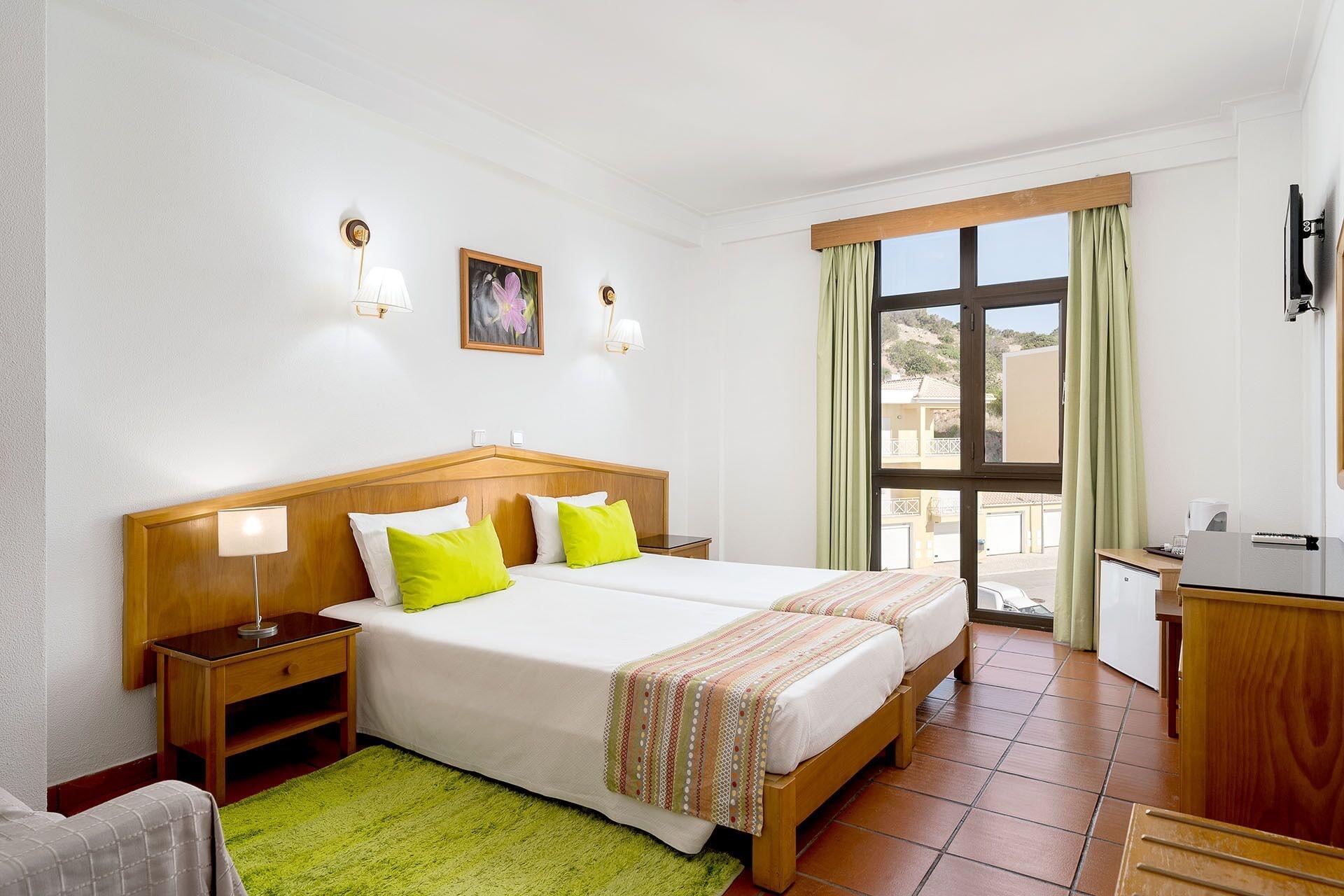 Hotel Colina Do Mar 3*