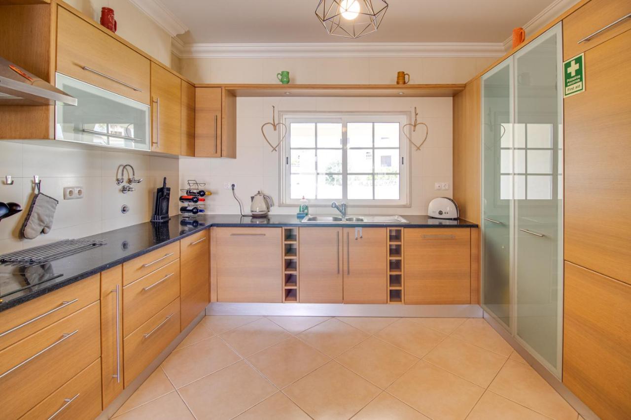 Villa Private Deluxe 3bd Pool Wi-fi Ac Bbq Albufeira
