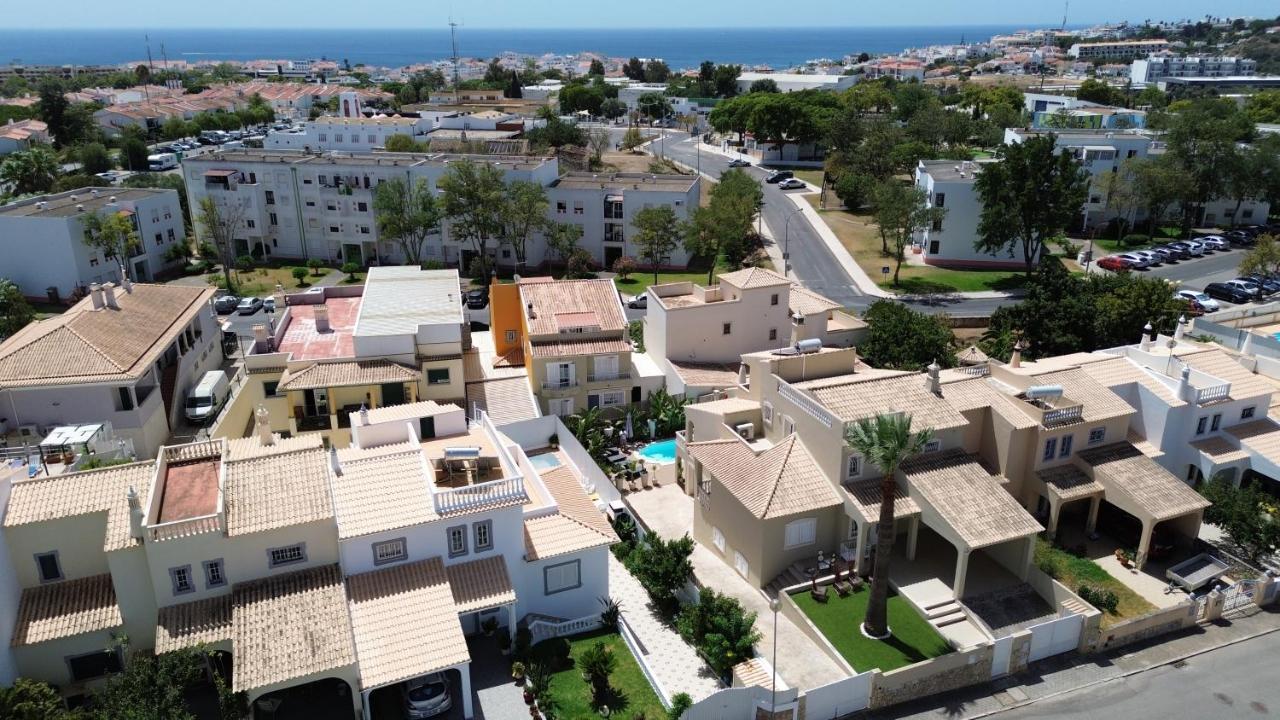Villa Private Deluxe 3bd Pool Wi-fi Ac Bbq *