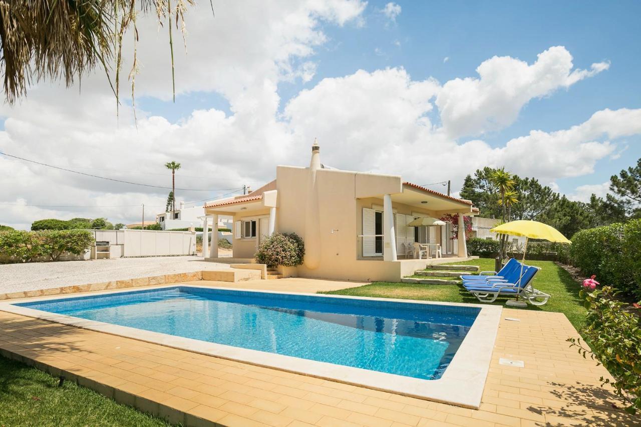 Abf36v2 Charming 2 Bdr Located Only A Few Mi Villa *