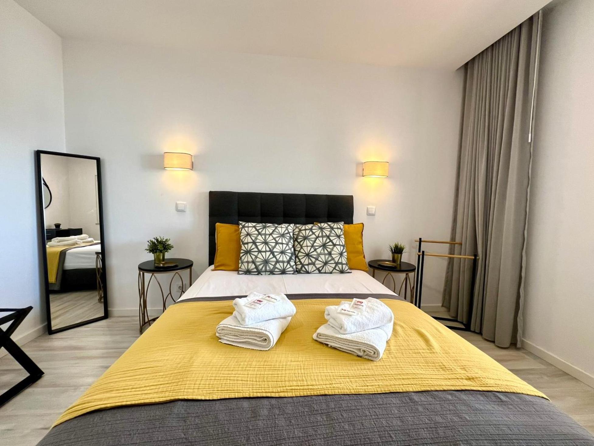 Twins 3 With Pool By Homing * Albufeira