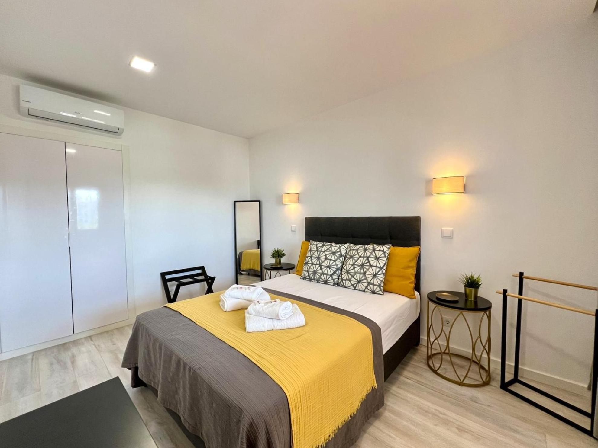 Twins 3 With Pool By Homing * Albufeira