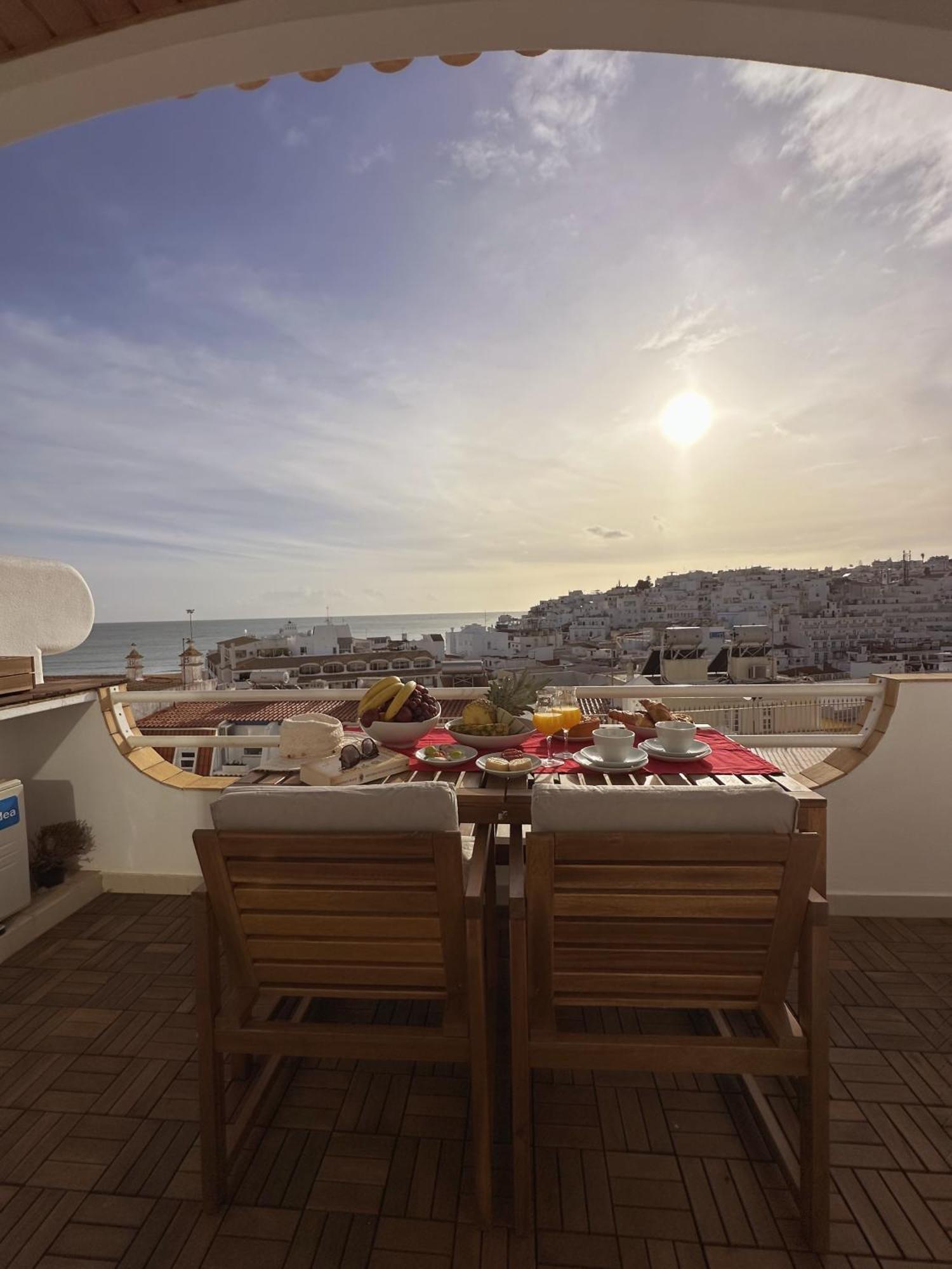 Deluxe Flat By Holidays *