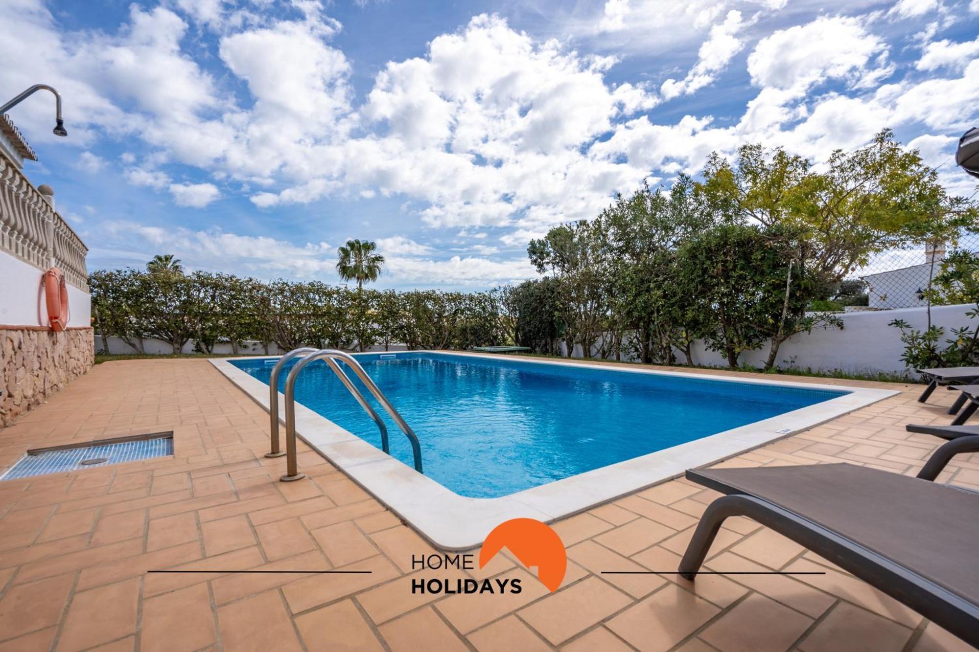 #207 Haja Saude By Holidays