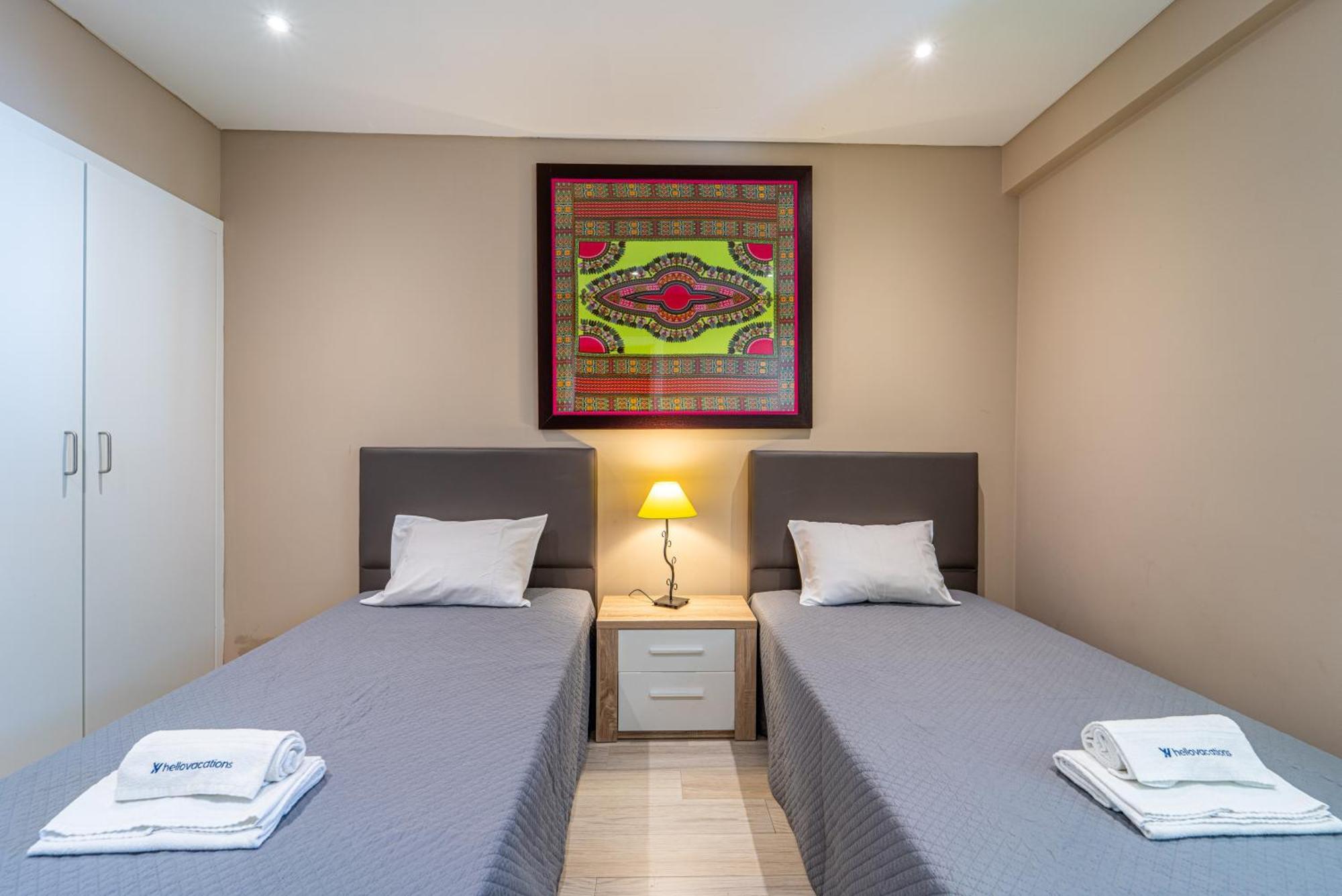 Apartment Passport Beach - 201 By Hellovacations
