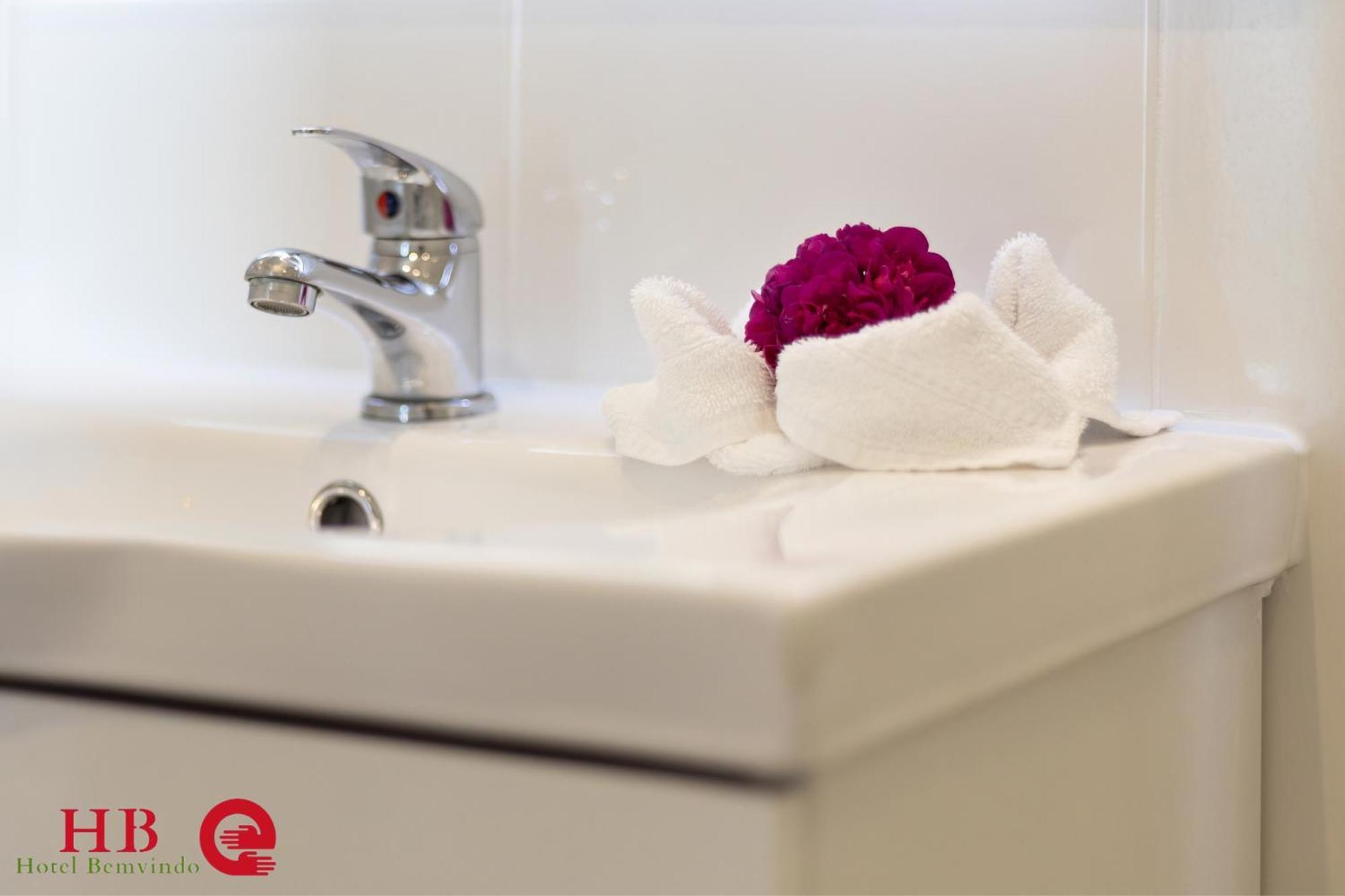 Hotel Urban Santa Eulalia 3*