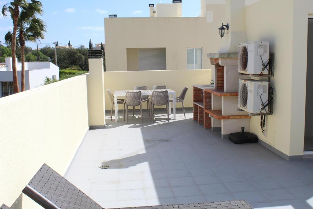 The Concierge - Patroves Pool House Appartement Albufeira