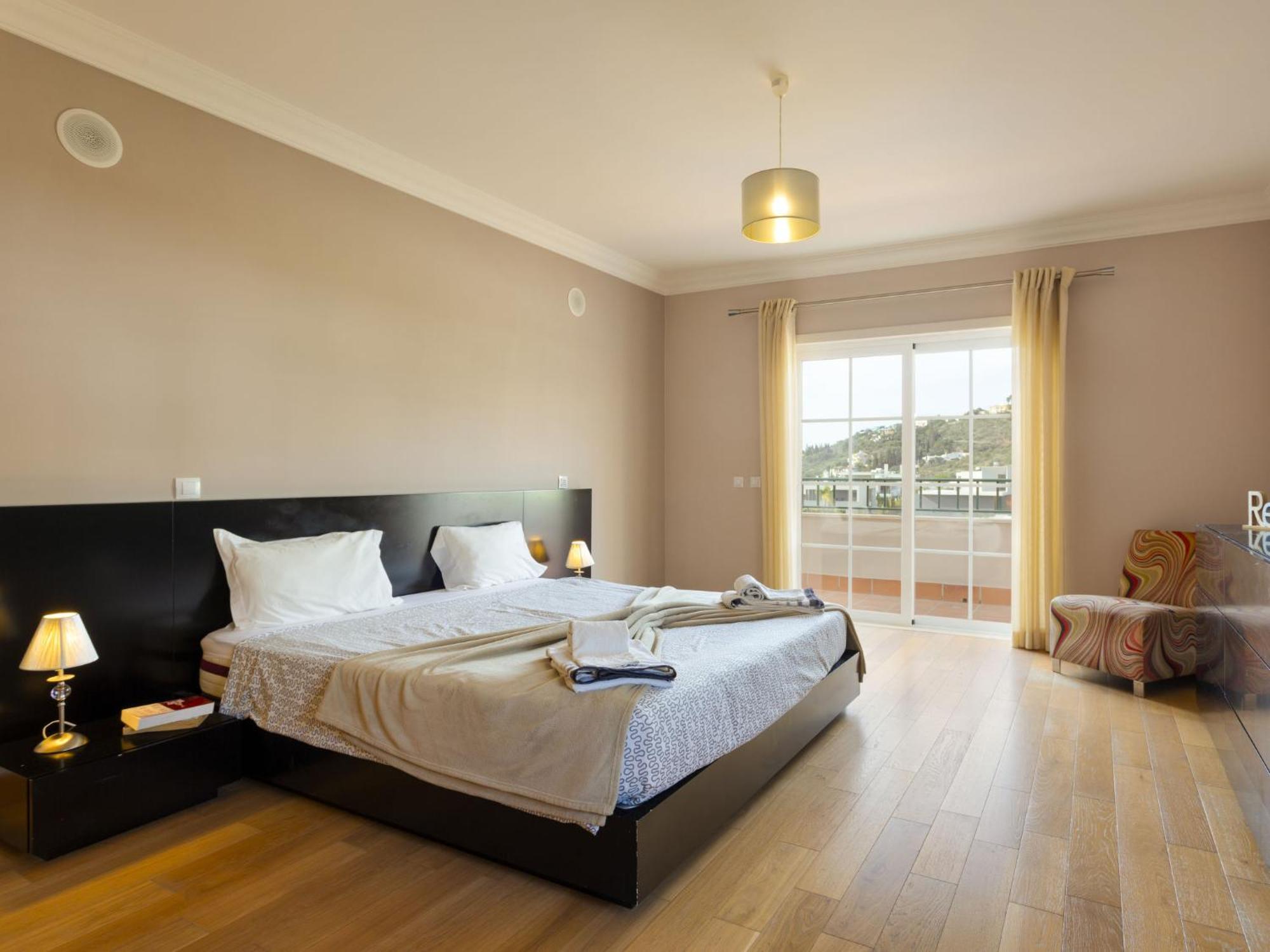 Amendoeiras By Interhome Villa
