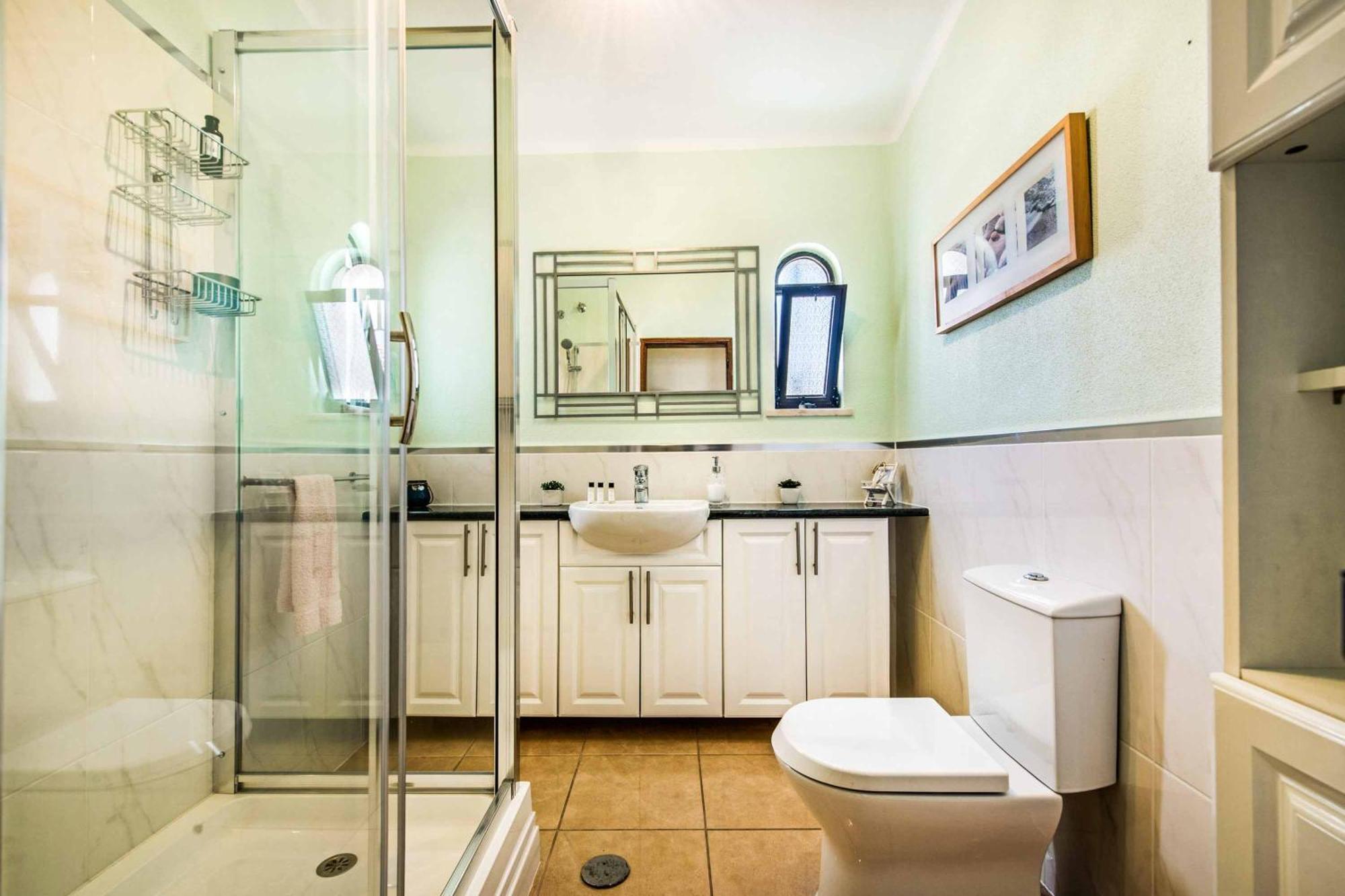 Amizade Villa *