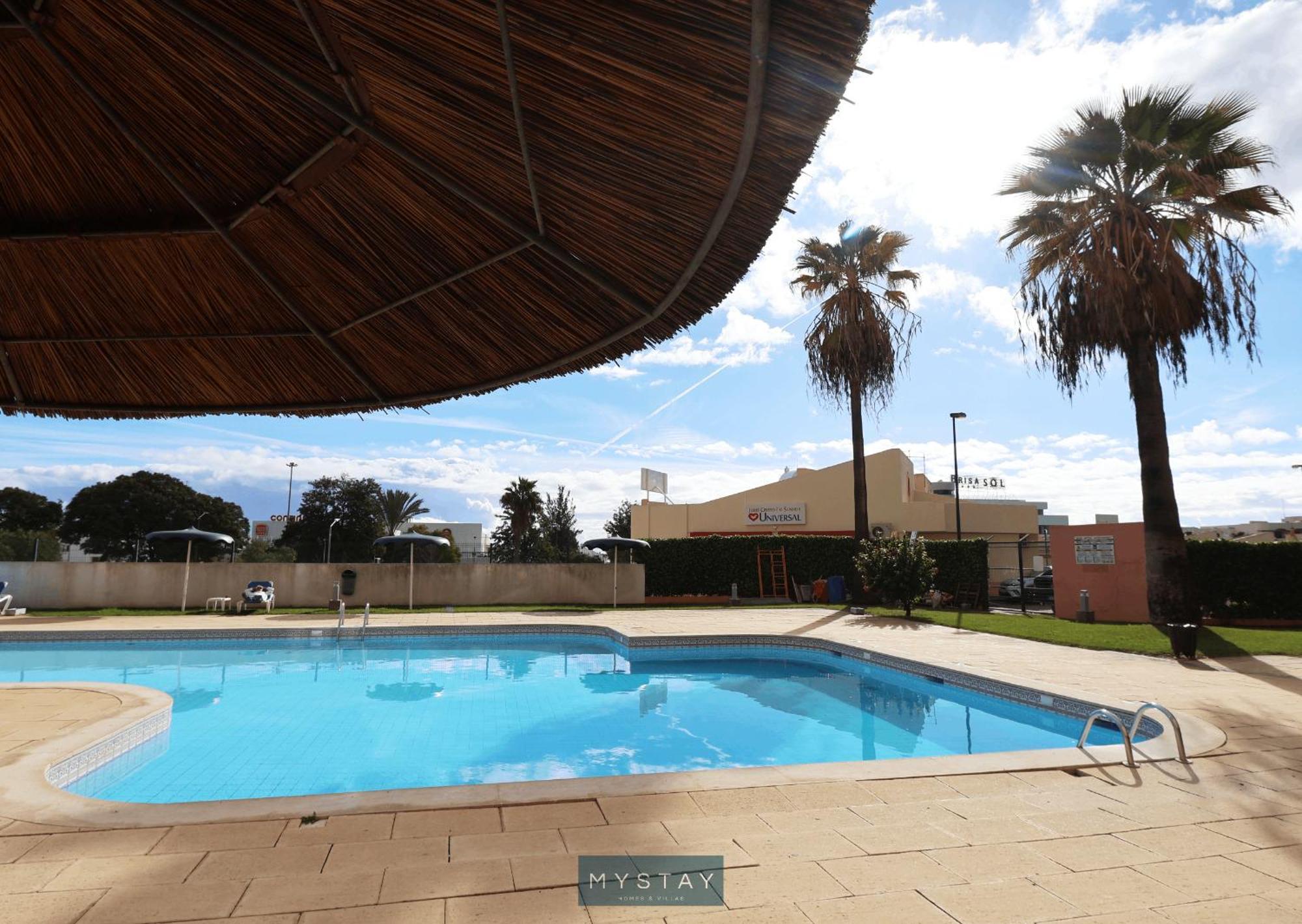Apartamento Mystay - Bellavista Pool & *