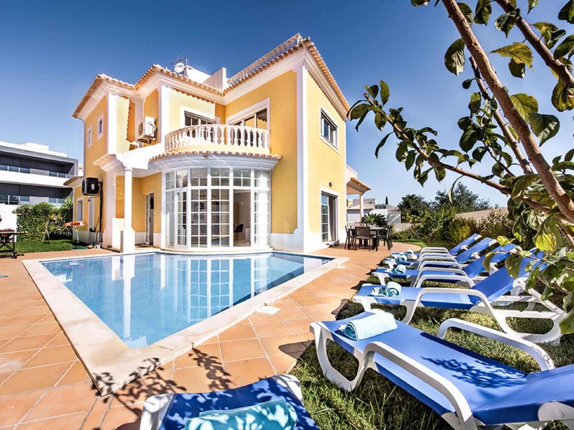 Holiday home Demi By Interhome *