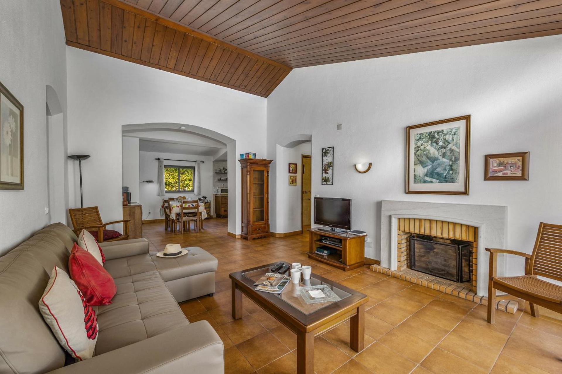 Villa Aveiros By