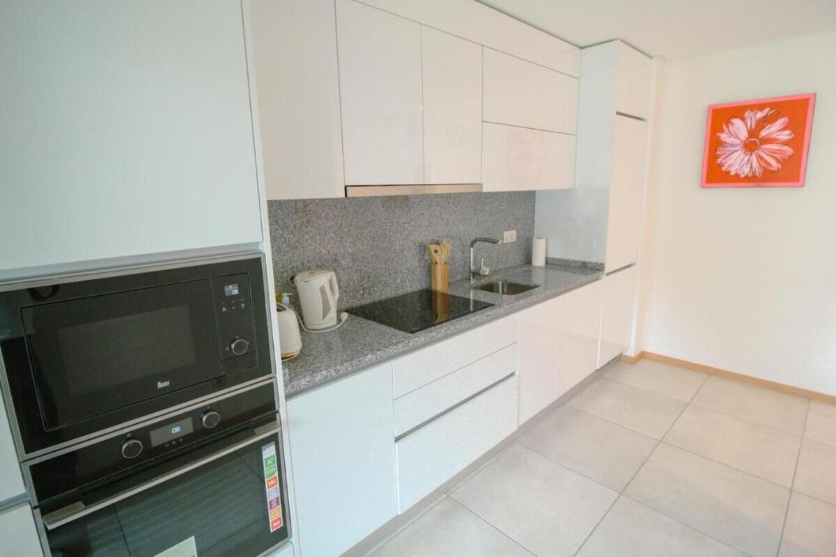 2 Bed With Roof Pool, Close To Falesia At10