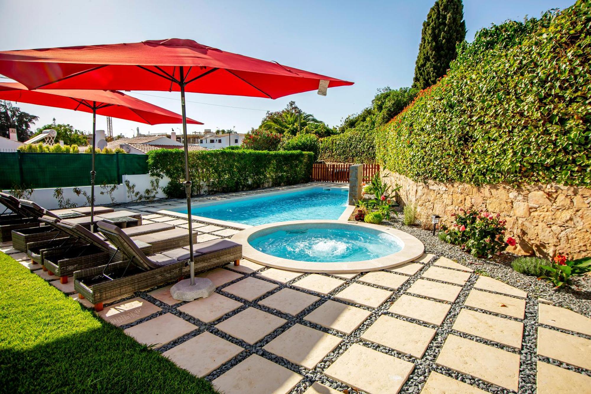 Lotus 2, Villa Albufeira