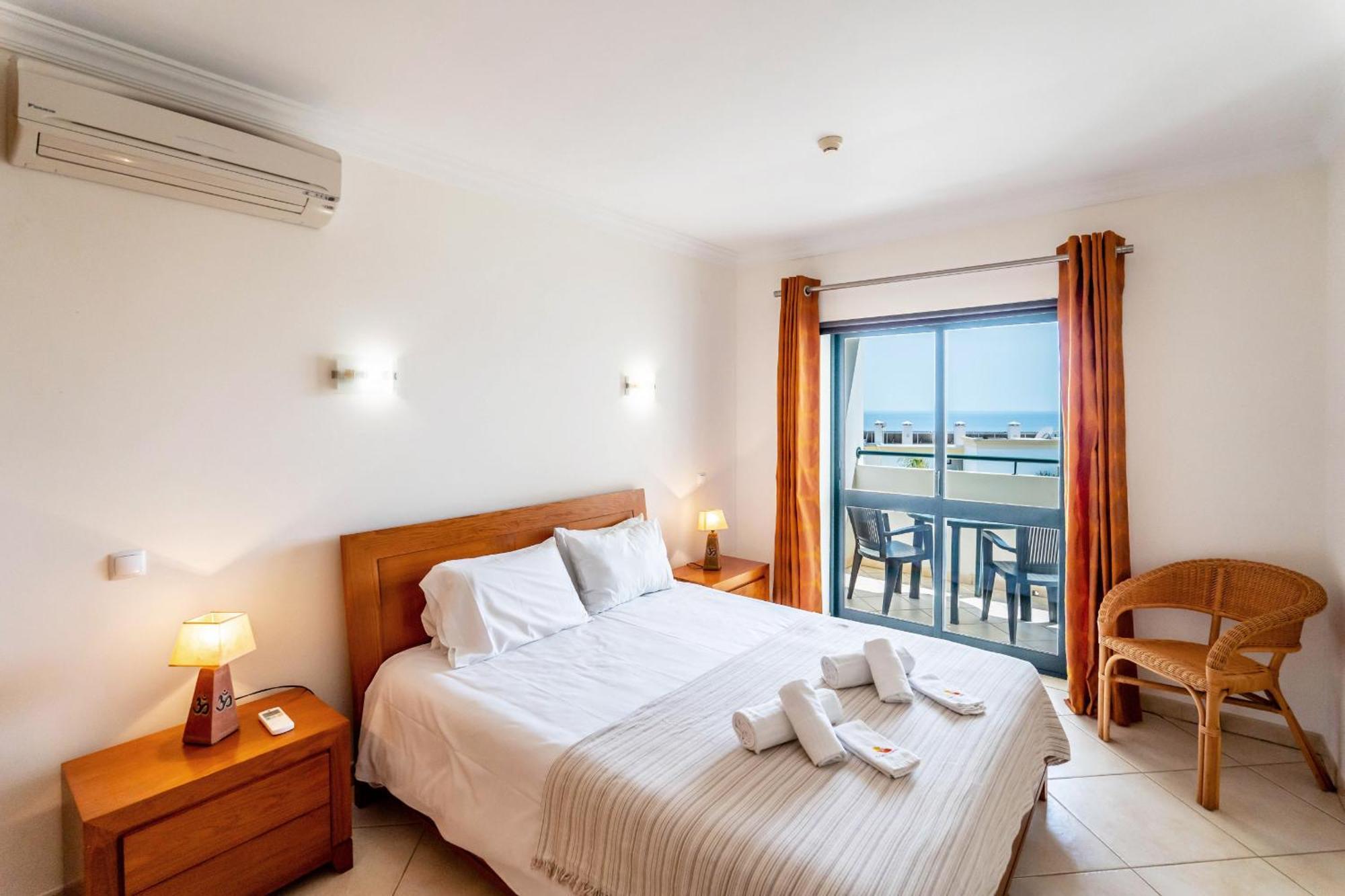 #166 Frat By Holidays * Albufeira