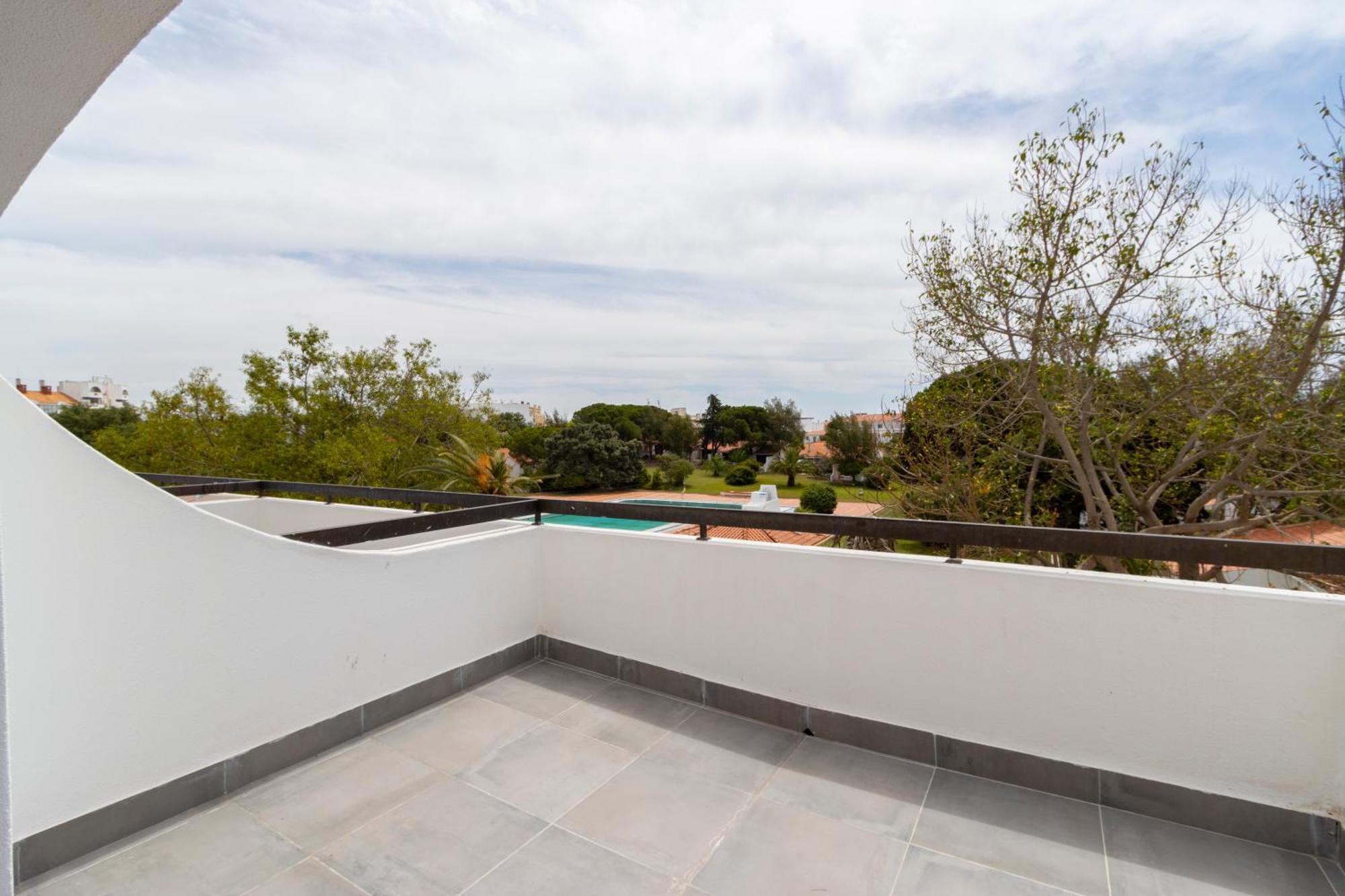 Excellent Oura Appartement