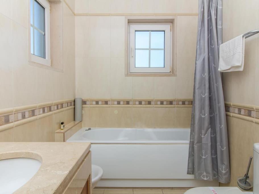 Balaia Mar House - Sea View & Playground & Garage & Bbq & * Albufeira