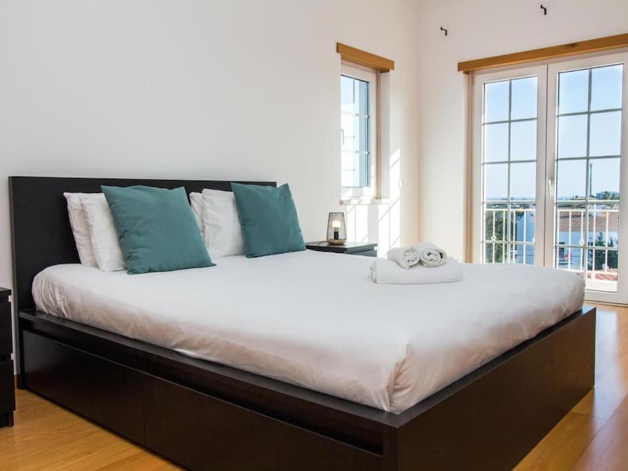 Casa de Férias Balaia Mar House - Sea View & Playground & Garage & Bbq &