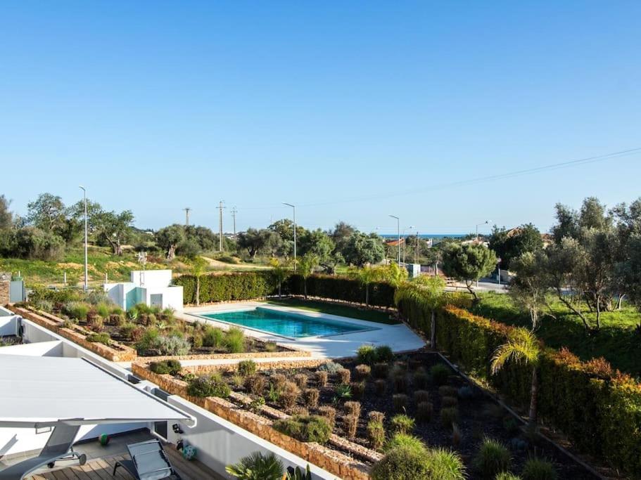 Bonjour House - Sea View & Pool And Garden & Bbq * Albufeira