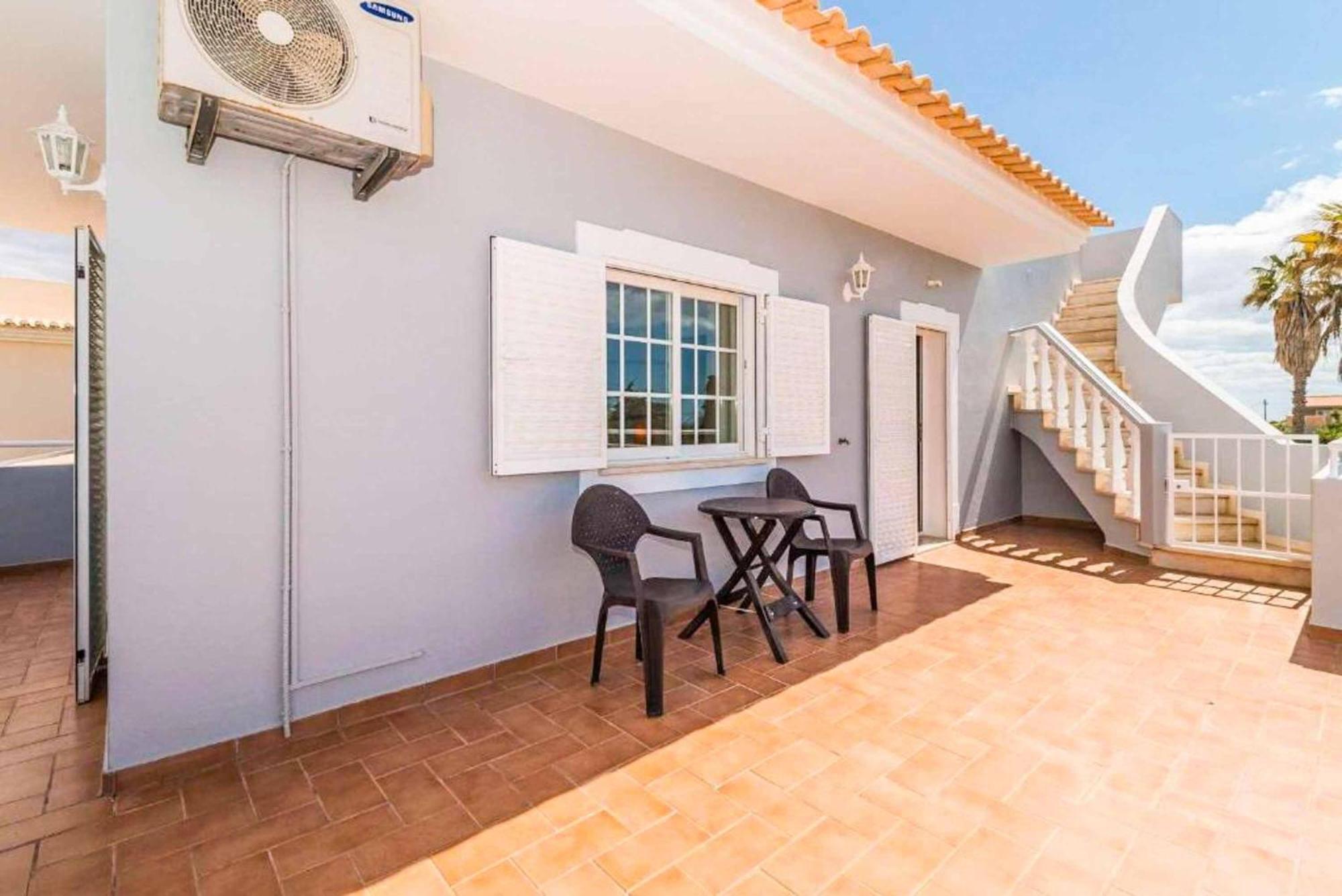 Silva Balbina Villa *