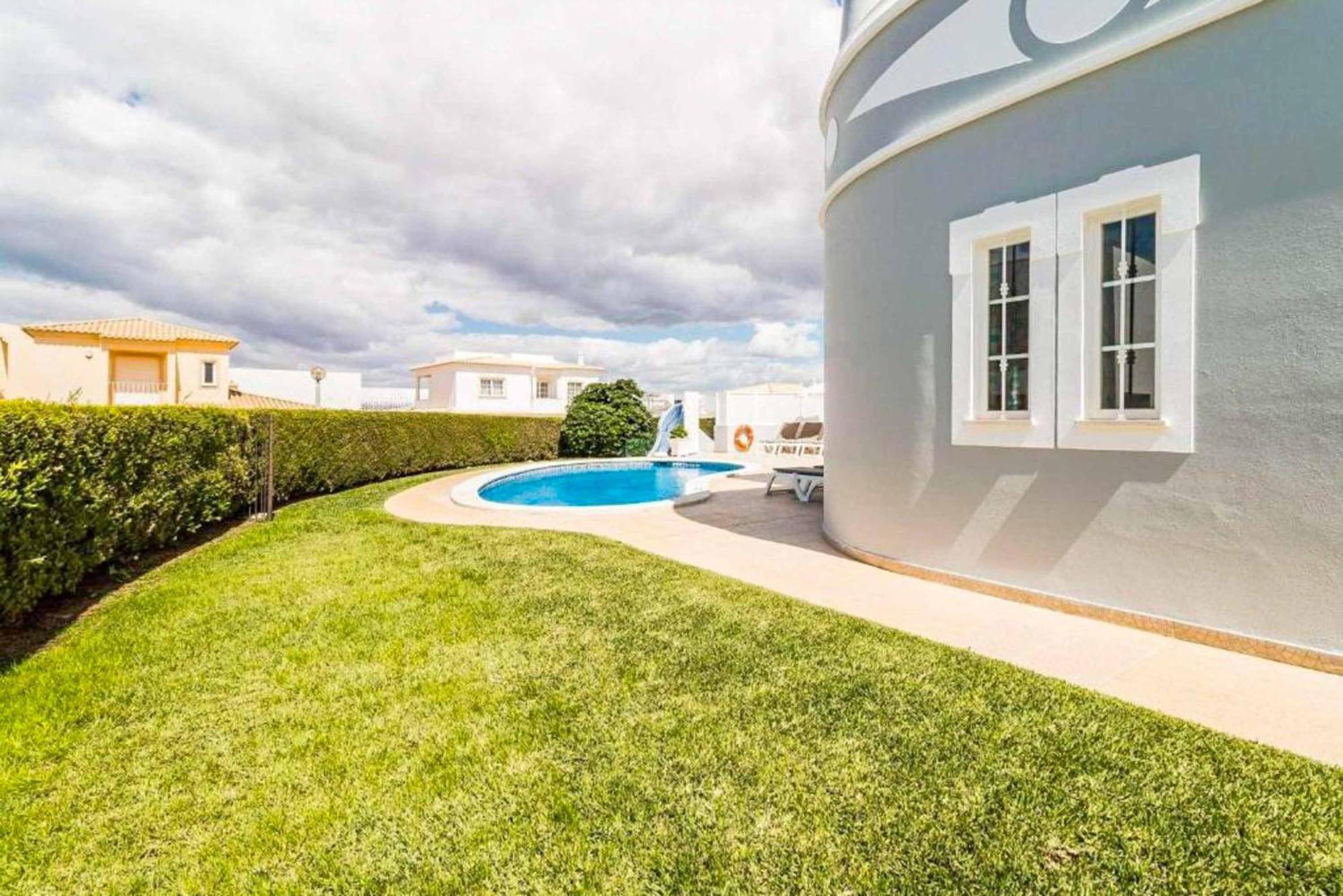 Silva Balbina Villa *
