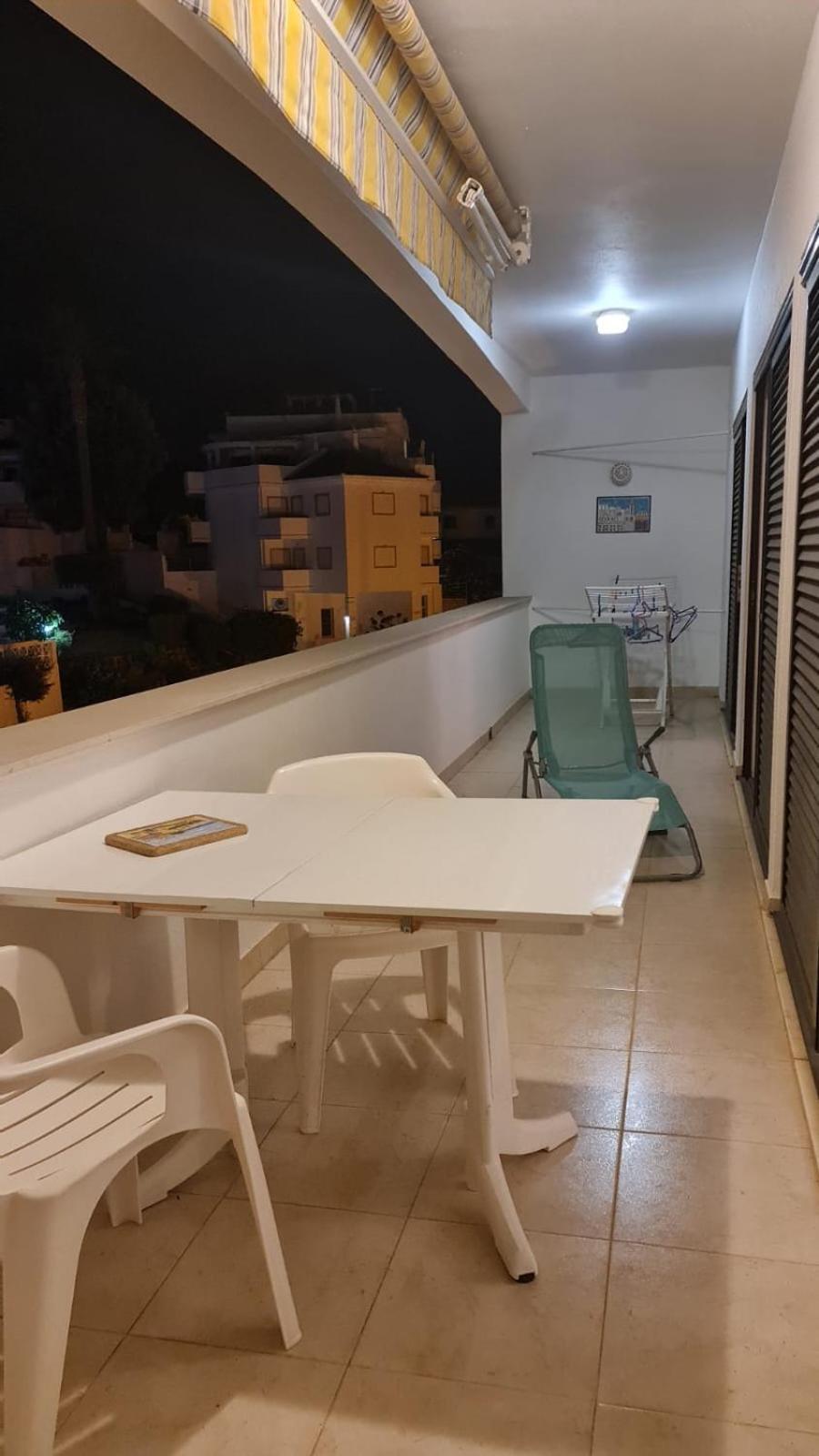 Ferias Na *