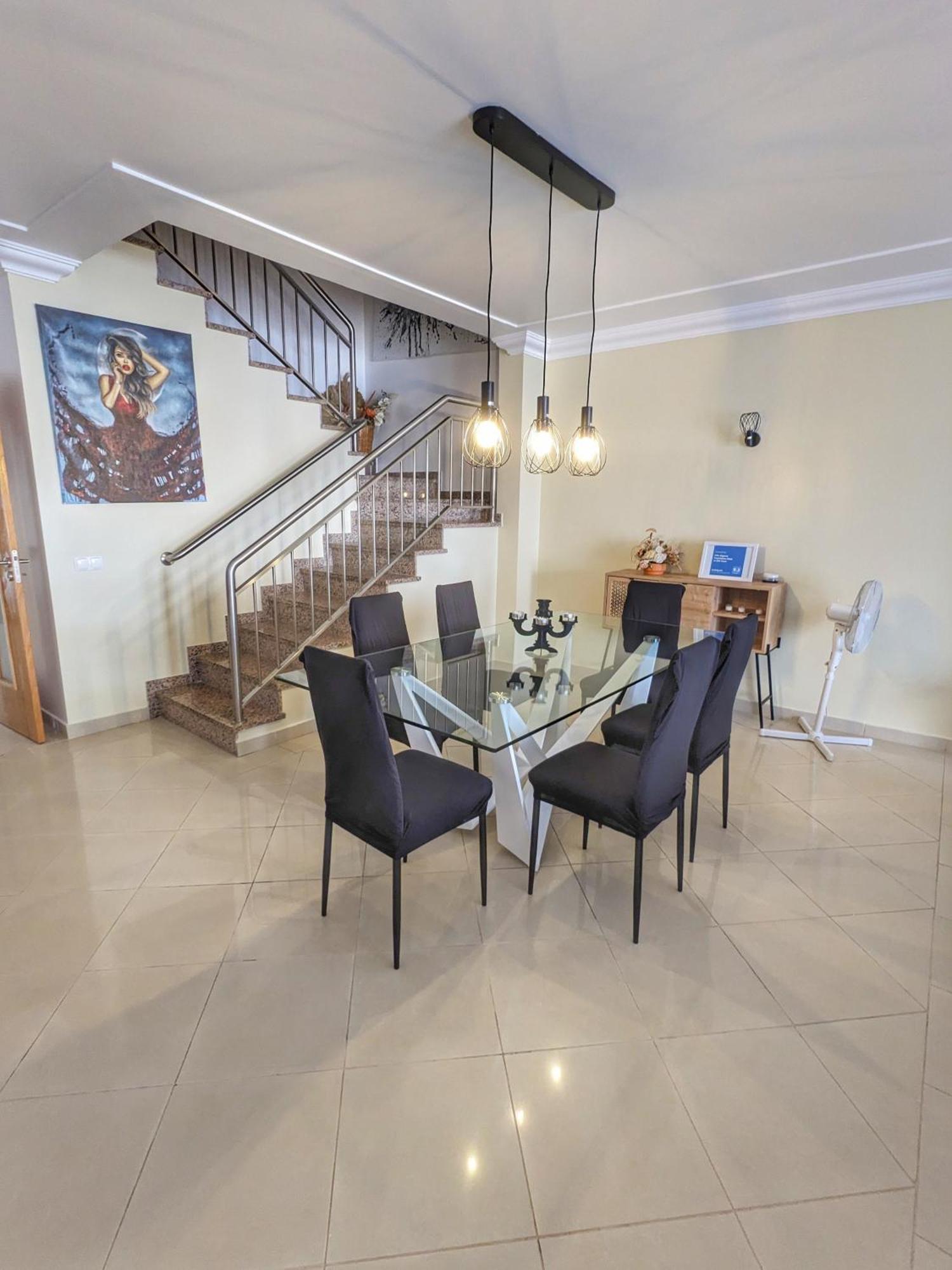 Farm Village- Townhouse 2 Mins From Old Town Albufeira Holiday home *