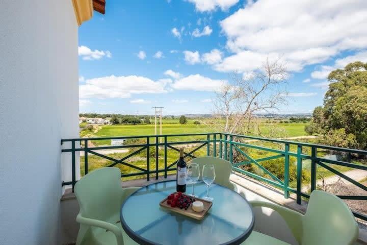 Holiday home Alfarmar - Pool, Only A Few Minutes Away Albufeira