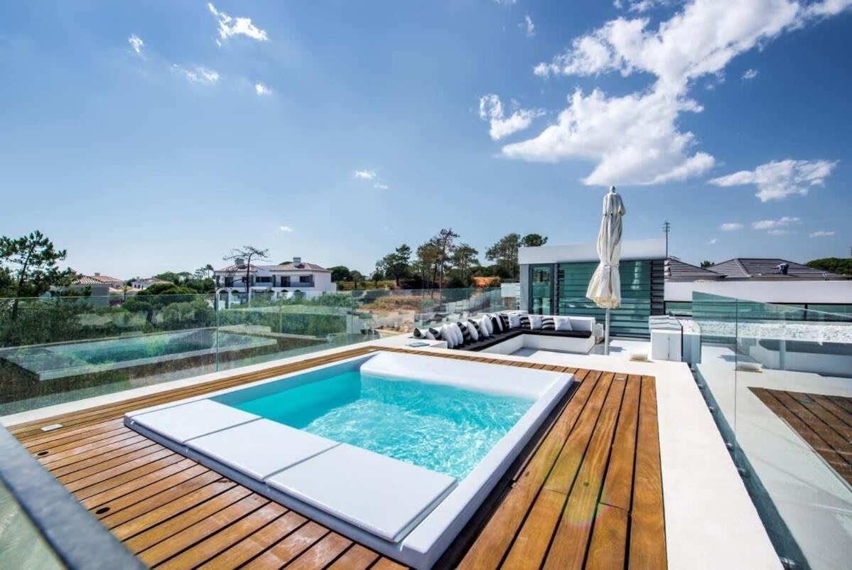 Orla Deluxe Luxury With Geo-thermal Swimming Pool Casa de férias *