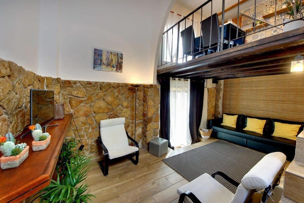 Casa Quatro - Luxury, Stunning Sea Views Ferienhaus