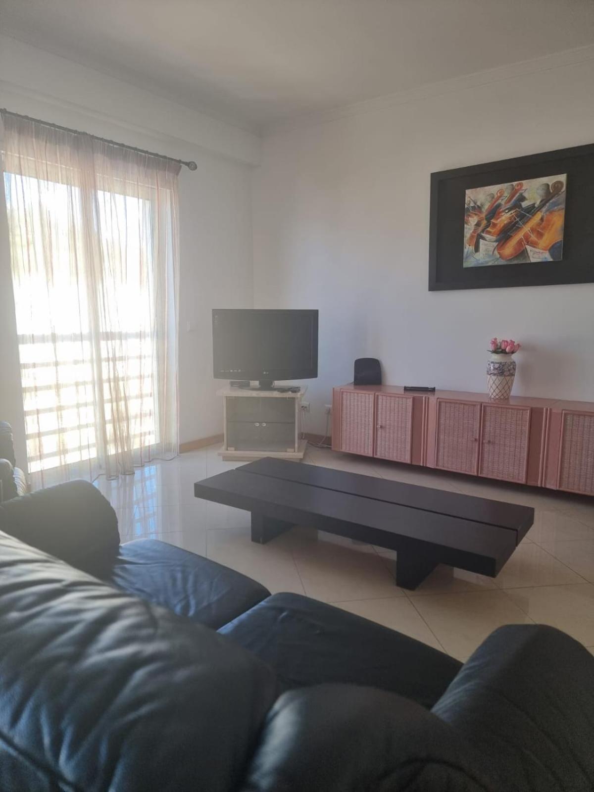 Apart. T2 Baixa Albufeira