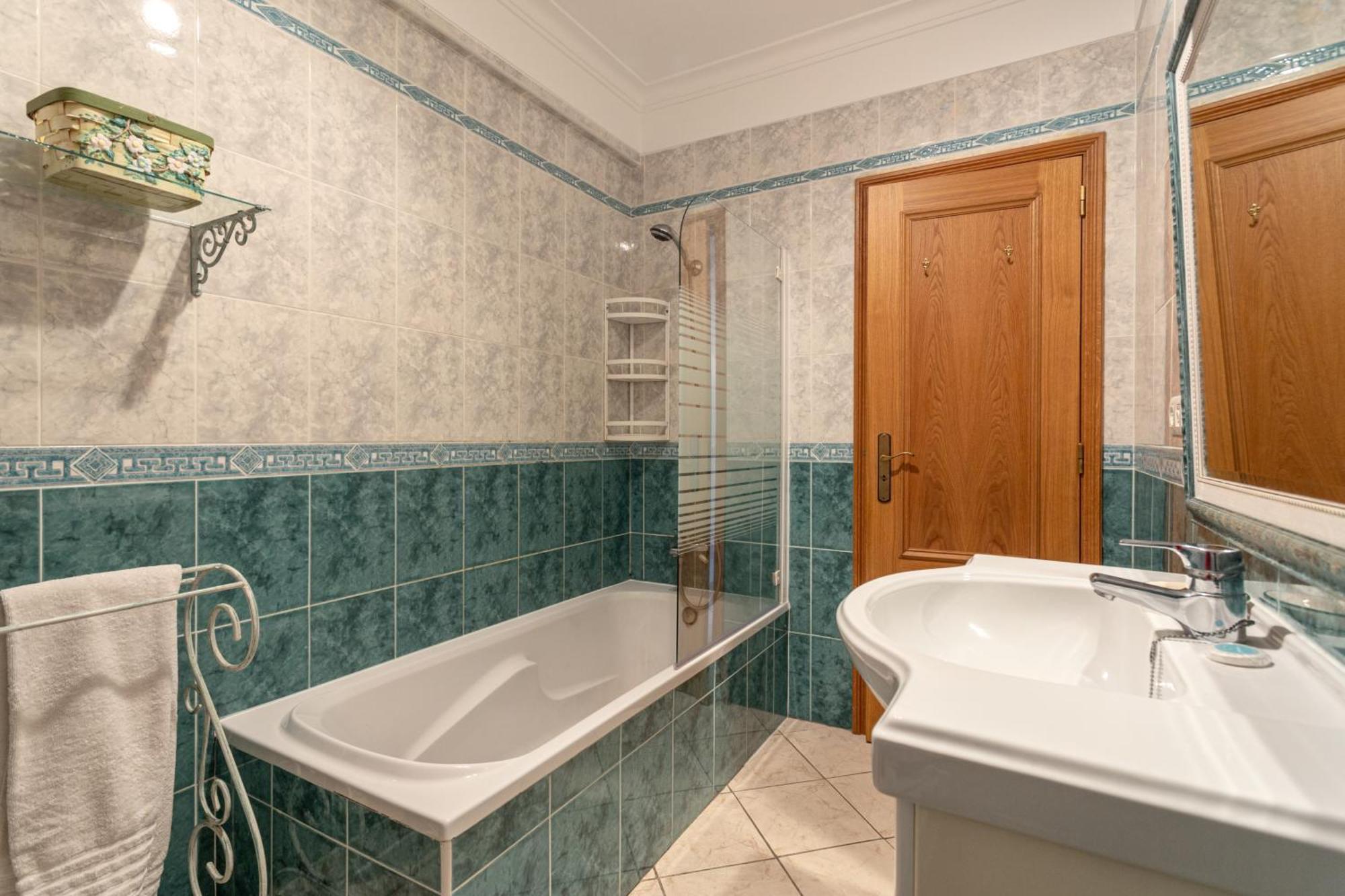 Apartment Wonderful Flats With Pool By Host Wise Albufeira