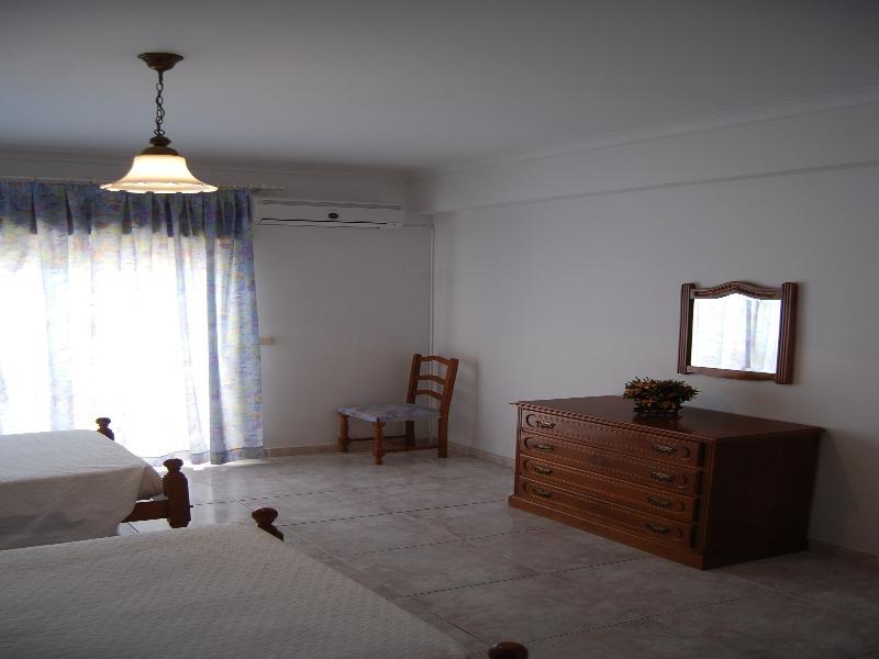 Cantinho Do Mar Aparthotel