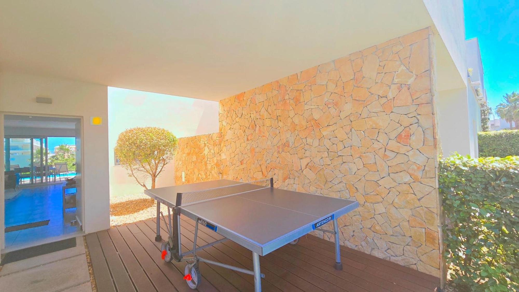 Luxury & Private Heatable Pool In Villa *