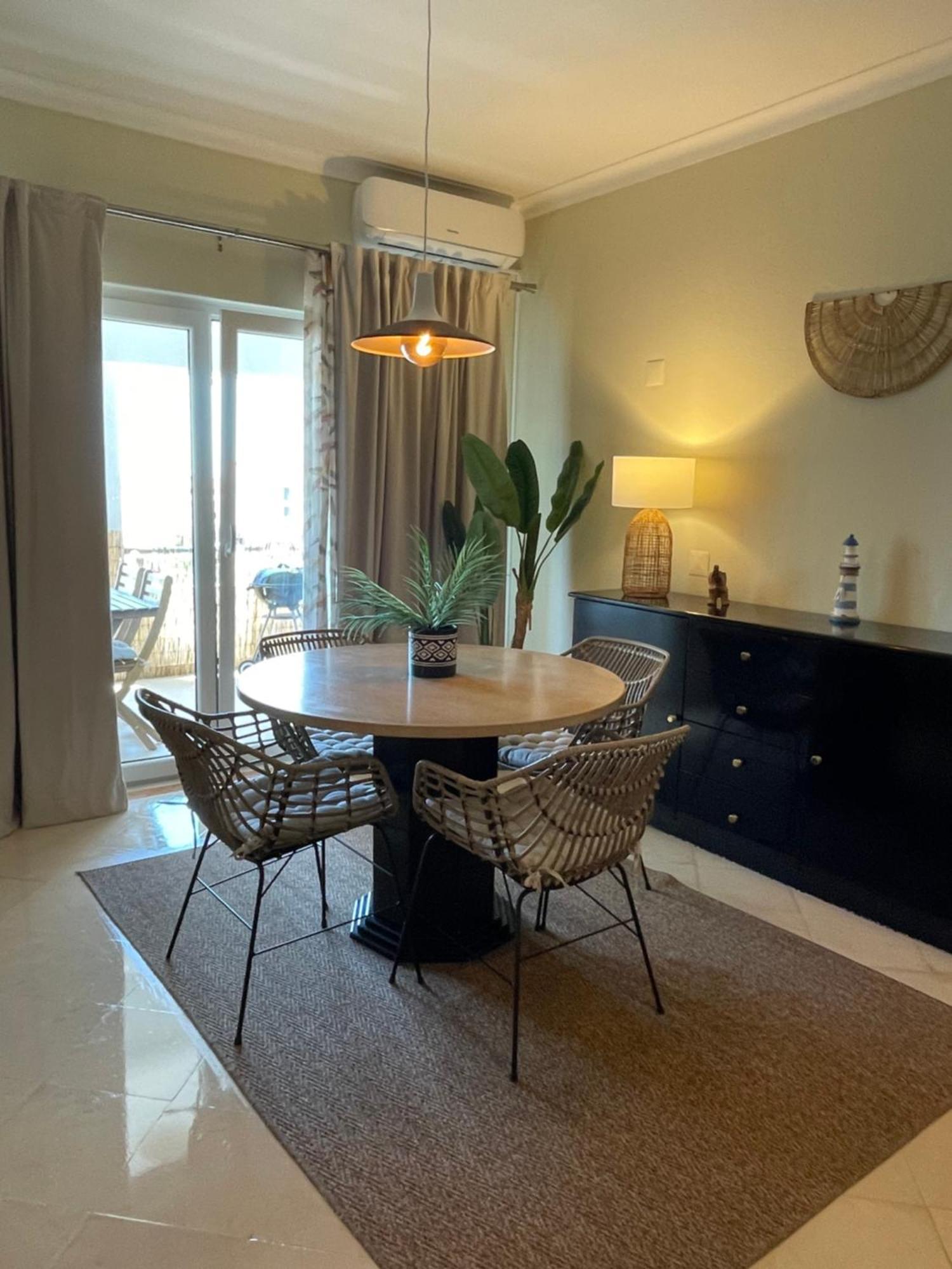 Apartment Title E Title - Oura *