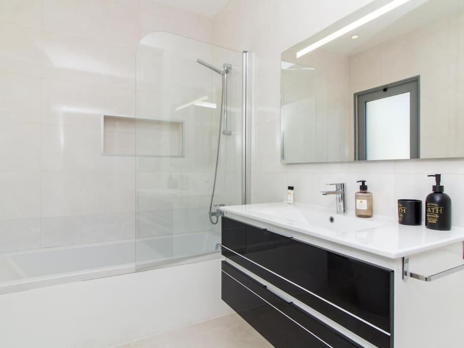 Vistas Mar I - Sea View & Privat Jacuzzi & Pool And Garden Villa Albufeira