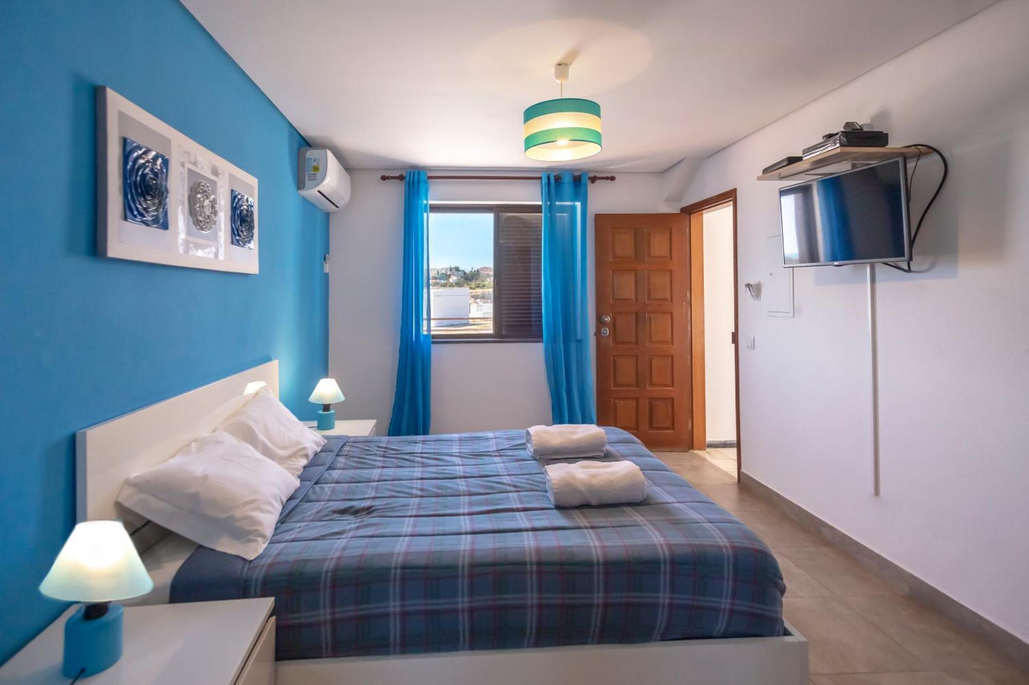 ★ Sea View ★ 1 Minute To Oldtown And ★ Albufeira