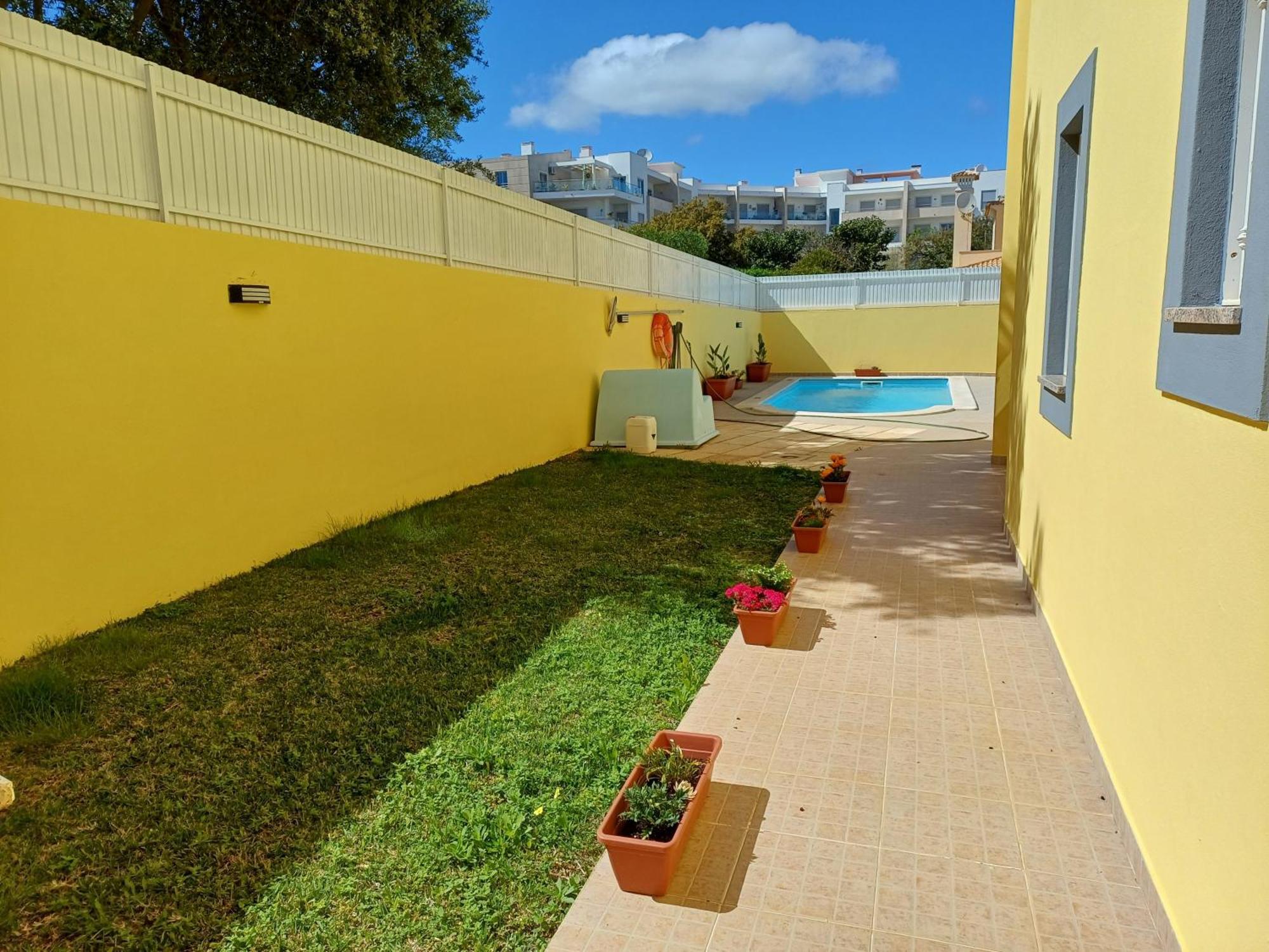 Vivenda V3 Encantadora Em Villa