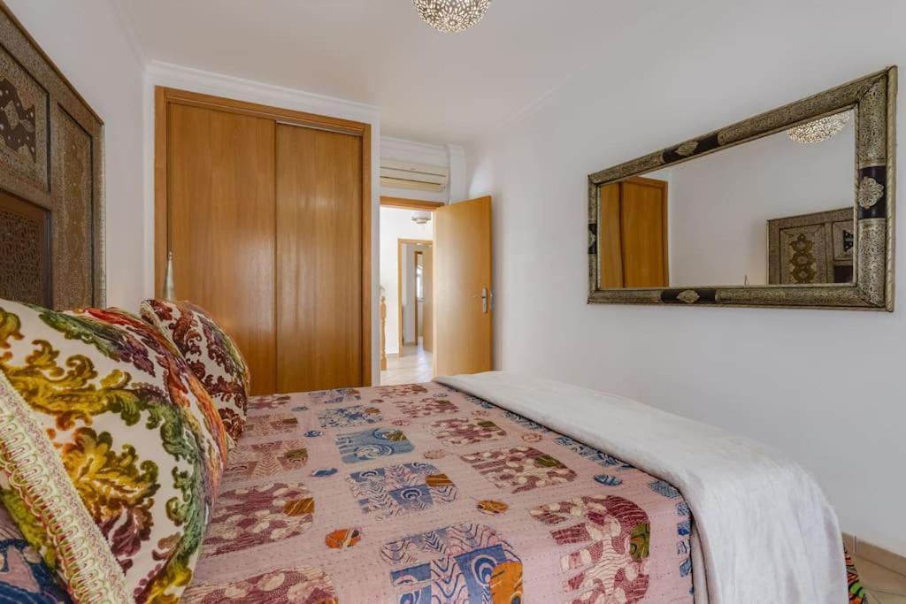 Riad Latifa - Authentic Riad With Jacuzzi In * Albufeira