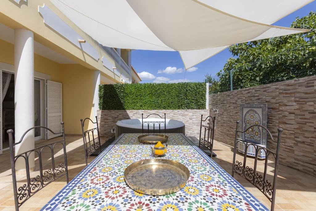 Villa Riad Latifa - Authentic Riad With Jacuzzi In