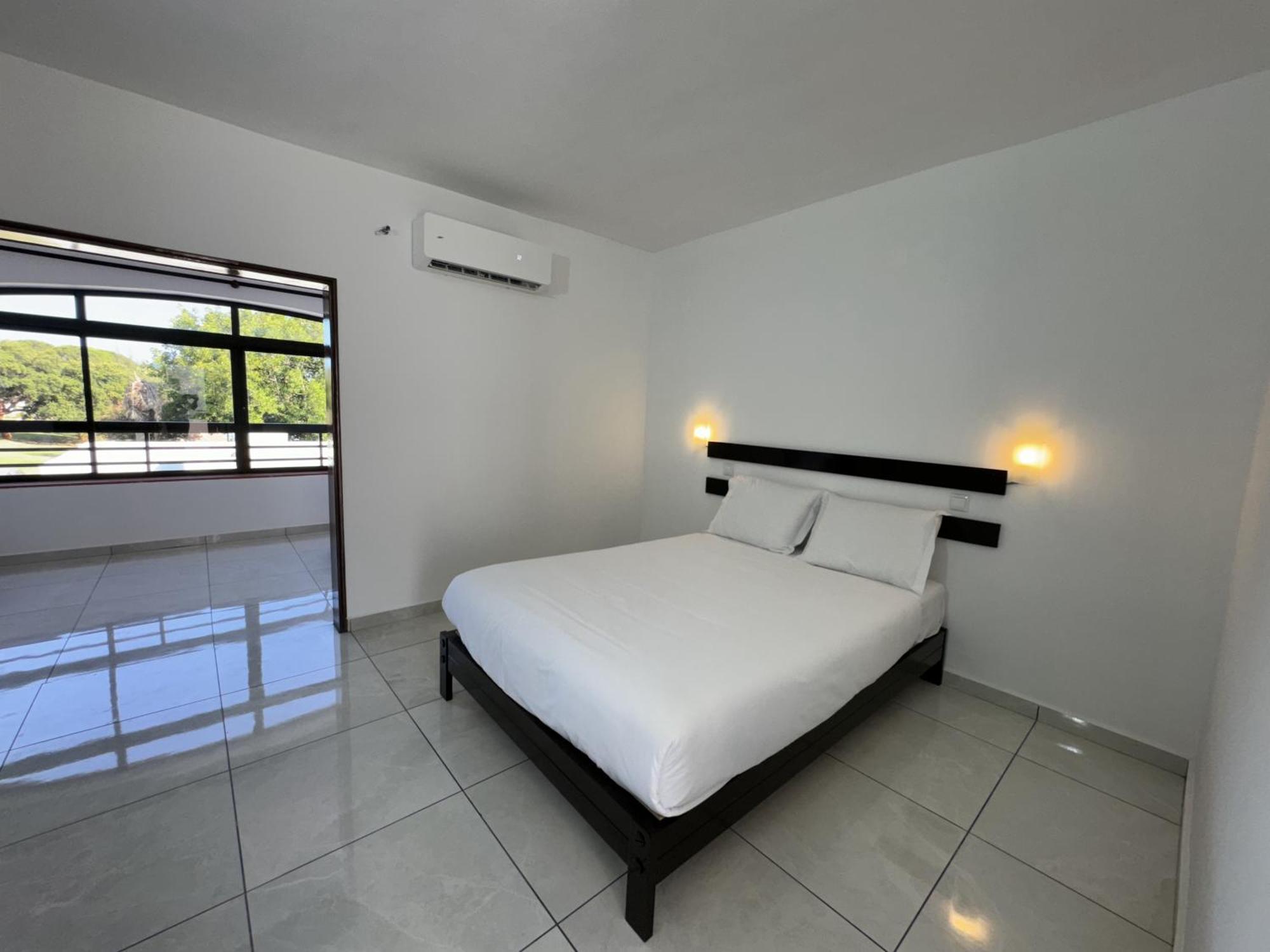 Magna Oura 3*