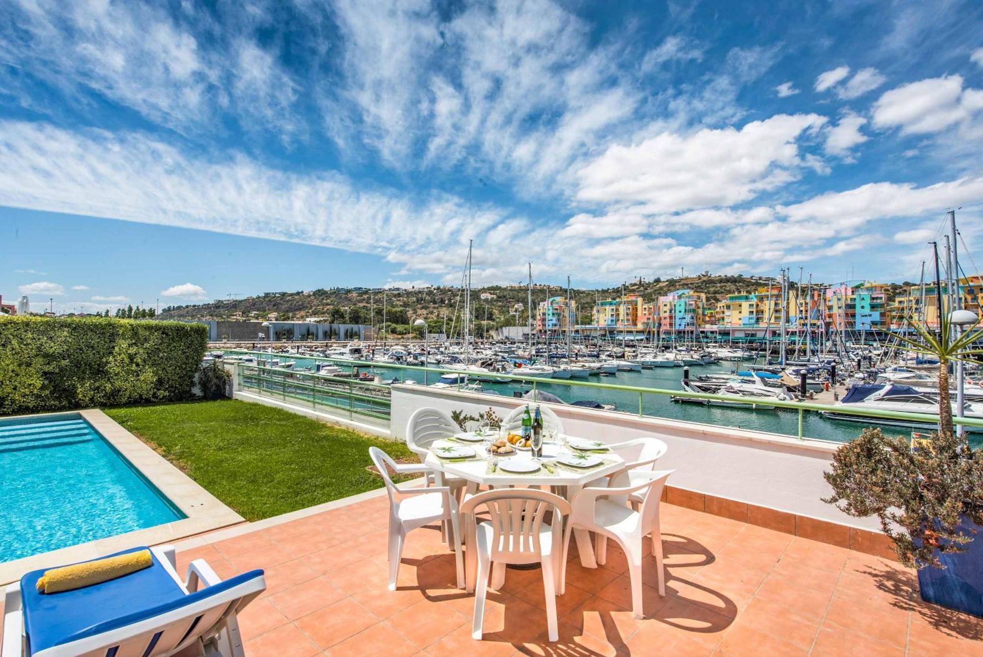 Villa Malibu Marina *