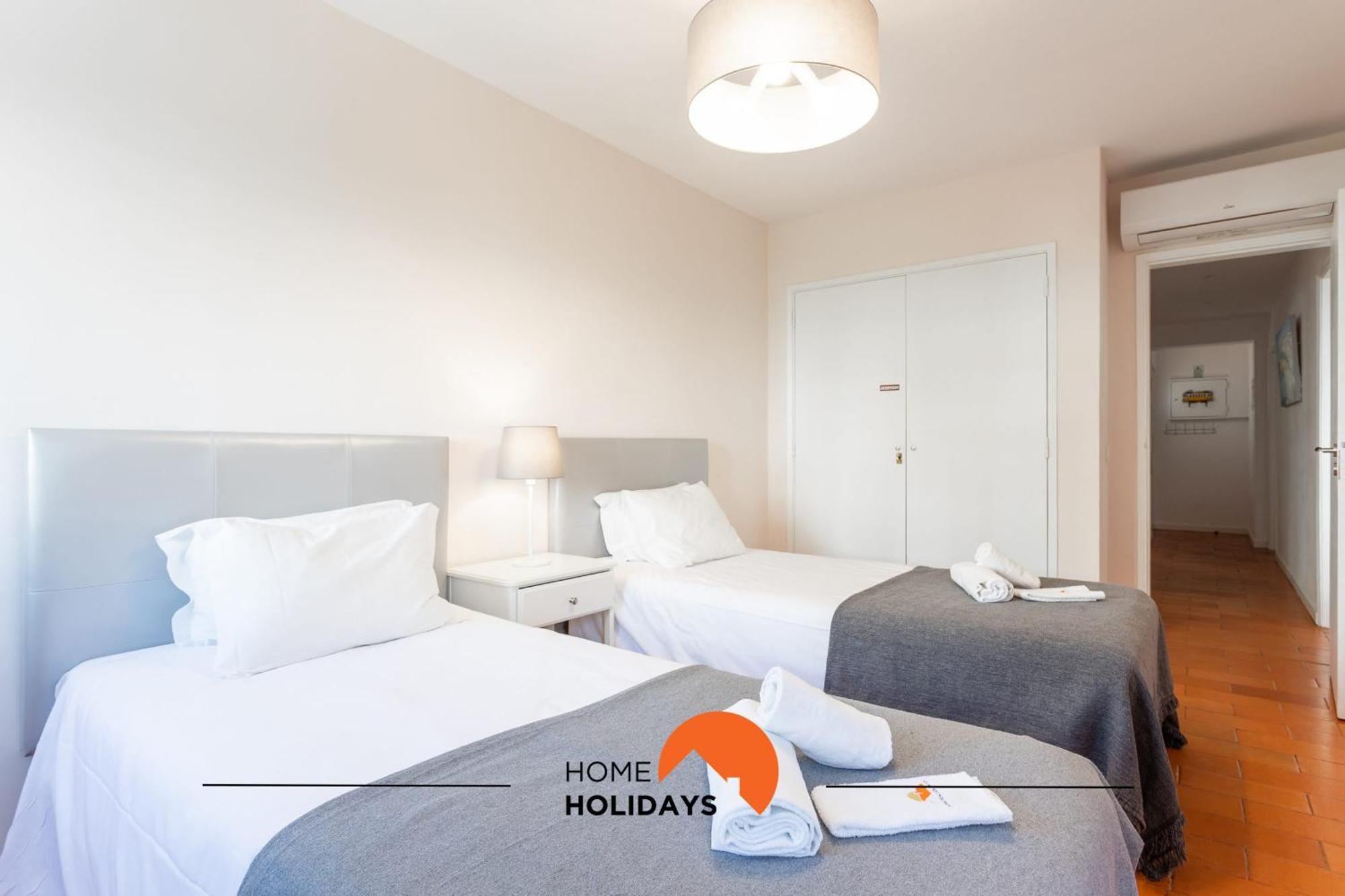 #165 Liberdade 105 By Holidays *